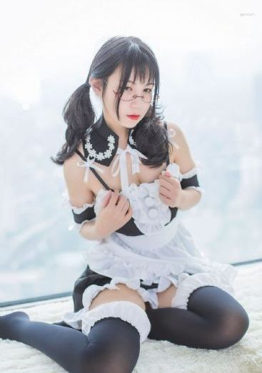 《善良的妻子》在线观看