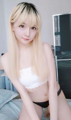 女集中营电影