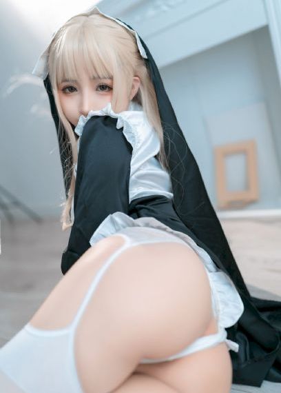 年轻女教师3