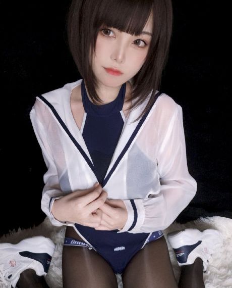 女大学生沙龙室2