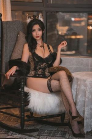 春潮灿漫海棠红