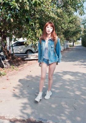 女教师教室hd在线观看