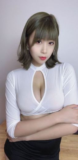 动漫老师胸乳动漫